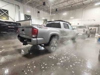 Welcome to Sherwood Buick GMC! Aftermarket Prinsu Roof Rack/Tonneau Cover | Heated Seats | Dual Zone... (image 4)