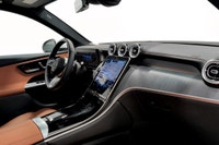 MB Certifiee ! Hybride branchable, Ensemble de Garnitures Exclusifs, MB Navigation, Camera 360, Toit... (image 7)