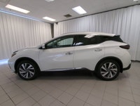 Built for comfort, confidence, and all-season capability, this used 2020 Nissan Murano SL is a smart... (image 4)