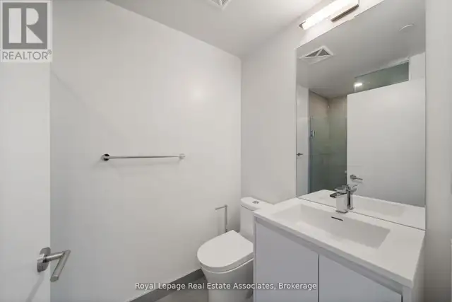1004 - 1 QUARRINGTON LANE Toronto (Banbury-Don Mills), Ontario in Condos for Sale in City of Toronto - Image 11