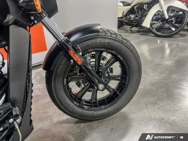 2022 Indian Motorcycle Scout(R) Bobber ABS Black Metallic in Street, Cruisers & Choppers in Calgary - Image 9