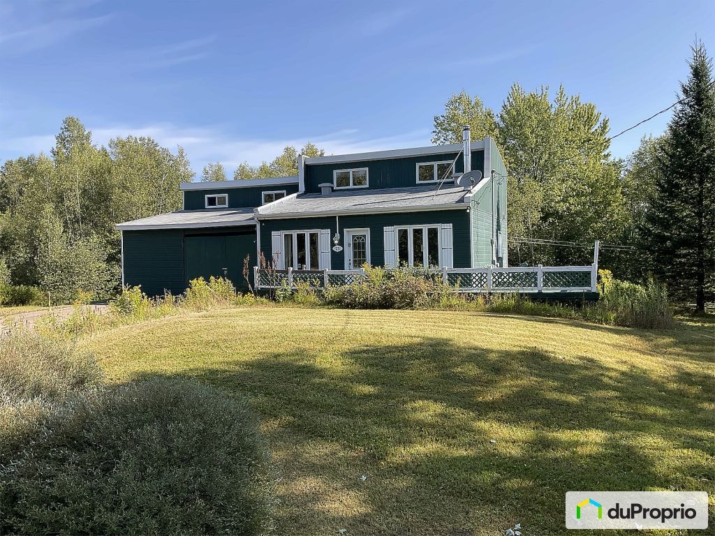 $225,000 - Cottage for sale in Mandeville — photo 1