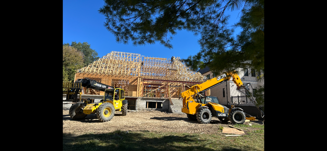 Construction carpentry work475477999753646081