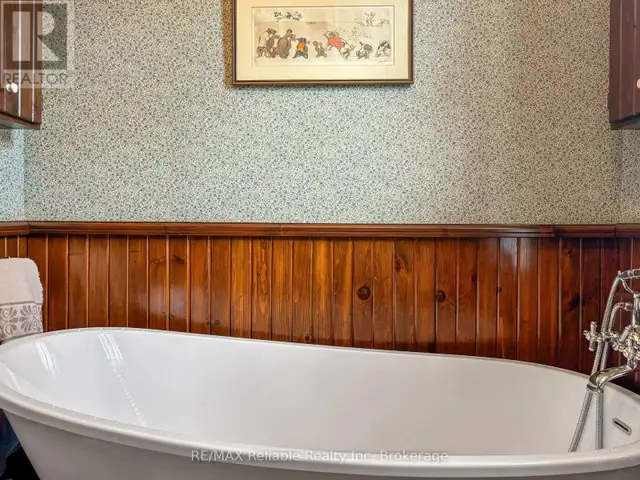 293 DRUMMOND STREET North Huron (Blyth), Ontario in Houses for Sale in Grand Bend - Image 35