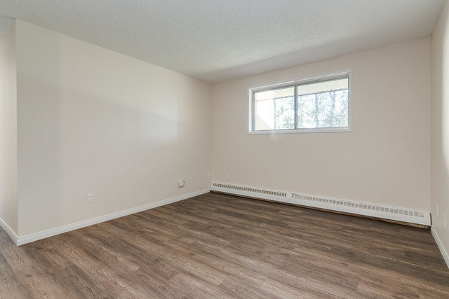 Affordable Apartments for Rent - Victoria County - Apartment for in Long Term Rentals in Edmonton - Image 4