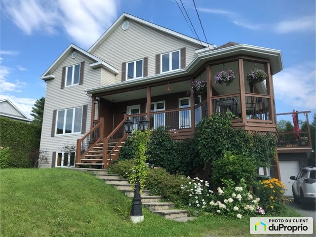 $695,000 - 2 Storey for sale in Sherbrooke (Rock Forest) — photo 2