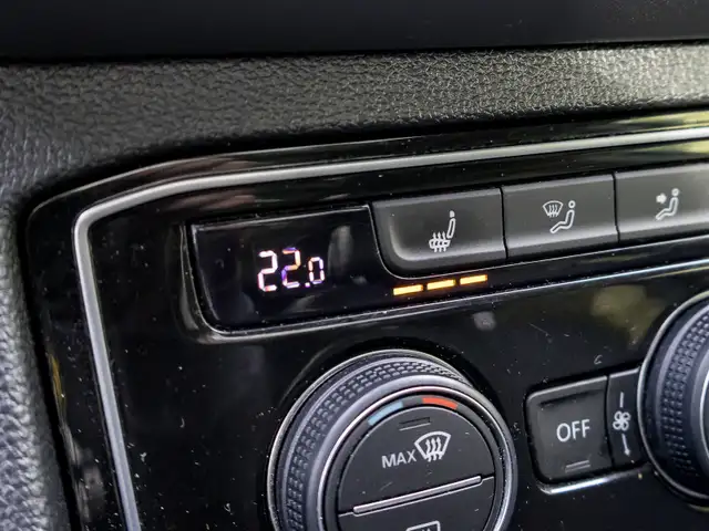 2020 Volkswagen Atlas Cross Sport Comfortline 2.0 Tsi in Cars & Trucks in Edmonton - Image 19