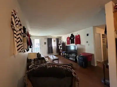 1 BEDROOM INCLUDES HEAT, HOT WATER, 1 PARKING, BALCONY