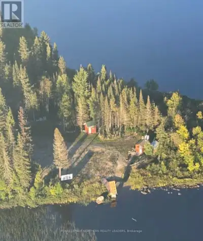 Always wanted to own your own piece of Heaven, wanted to build that perfect waterfront property? Wel...