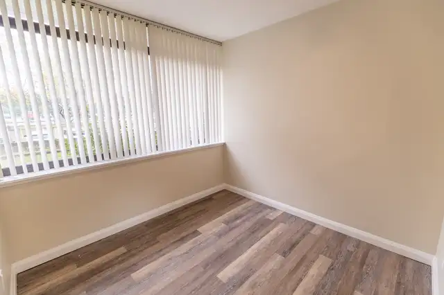 2200 Sherobee - Bachelor for Rent in Mississauga in Long Term Rentals in Mississauga / Peel Region - Image 7