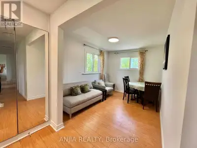 UNIT 3 - 256 HOMEWOOD AVENUE Toronto (Newtonbrook West), Ontario