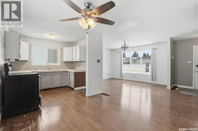 3530 Parkdale ROAD Saskatoon, Saskatchewan in Houses for Sale in Saskatoon - Image 12