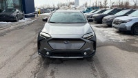 Nouvel Arrivage! La Subaru Solterra Luxe 2023 est un VUS entièrement électrique bien adapté aux beso... (image 1)