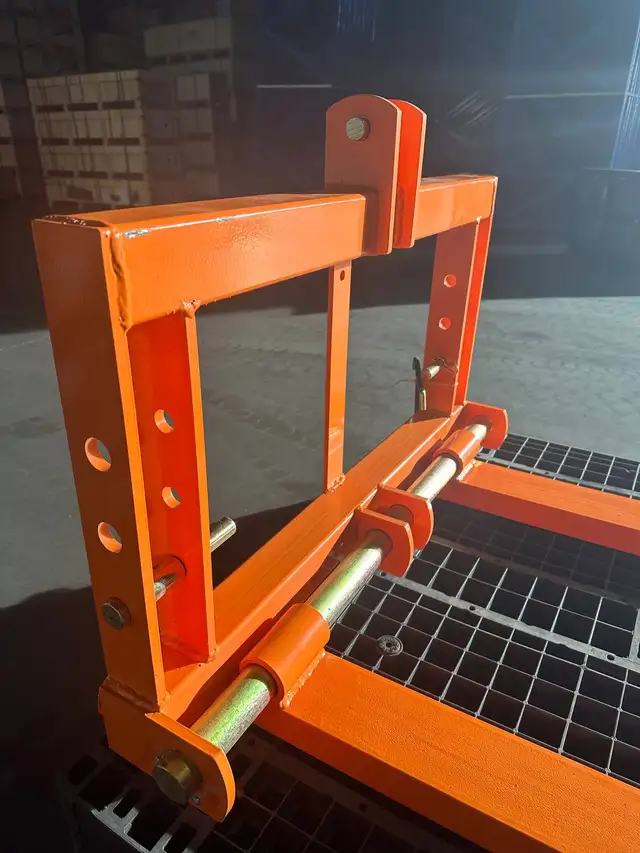 New Compact Tractor Pallet Fork Attachment 3PLF700 in Heavy Equipment Parts & Accessories in Winnipeg - Image 3