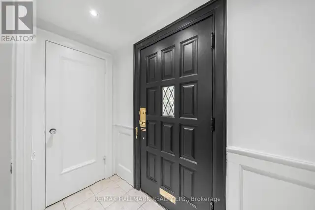 16 ELDERWOOD DRIVE Toronto (Forest Hill South), Ontario62864756397571123