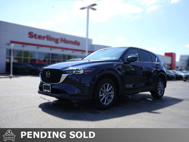 2024 Mazda CX-5 GS | All Wheel Drive | Apple CarPlay in Cars & Trucks in Hamilton
