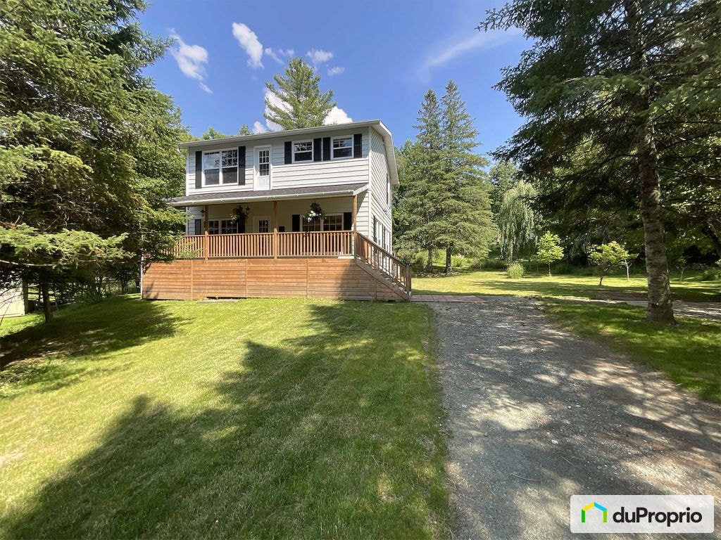 $599,000 - 2 Storey for sale in North-Hatley — photo 1