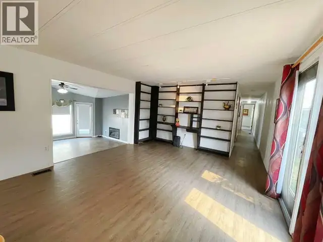 50, 5301 2nd Street Coalhurst, Alberta in Houses for Sale in Lethbridge - Image 14