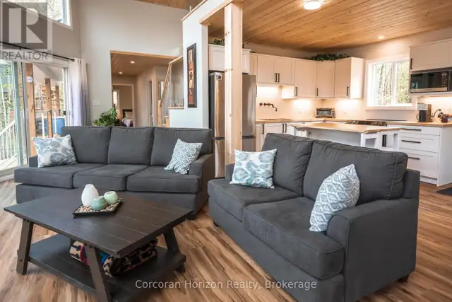 9316 GEORGIAN BAY SHORE ROAD Georgian Bay (Baxter), Ontario in Houses for Sale in Muskoka - Image 17