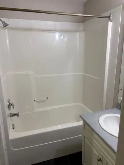 ***FOR RENT*** 409 - 105 Loutit Road *PLEASE VISIT OUR WEBSITE LINKED BELOW FOR MORE PHOTOS Availabl...