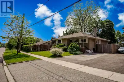 73 THORNBECK DRIVE Toronto (Woburn), Ontario
