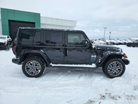 Kijiji Engine: 4 Cylinder Engine 2.0L L/100Km City: 11.6 L/100Km Hwy: 11.9 Safety Equipment ABS And... (image 3)