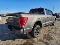 2022 Ford F-150 XLT 4WD SuperCrew with 54,963 km! Clean history with no accidents See Carfax report... (image 4)