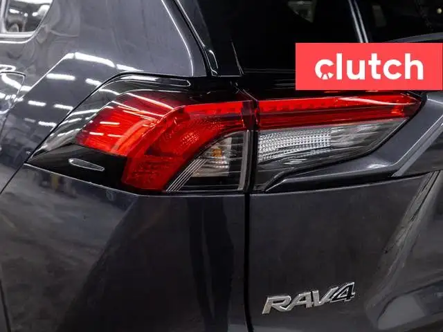 2022 Toyota RAV4 Hybrid LE AWD w/ Front Heated Seats, Rearview C in Cars & Trucks in Ottawa - Image 11