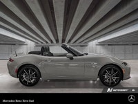 Engine: Moteur à 4 cylindres 2.0l L/100Km City: 9.0 L/100Km Hwy: 7.0 Safety Equipment Contrôle élect... (image 5)