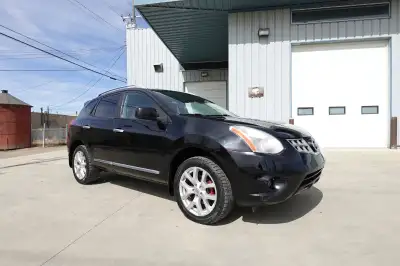 SOLD- NISSAN ROGUE SL-AWD loaded-h/leather-sunroof
