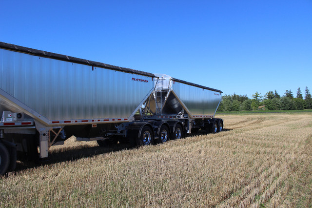 New 2025 Platinum Alum Super B Grain Hoppers - STOCK in Heavy Equipment in Saskatoon - Image 4