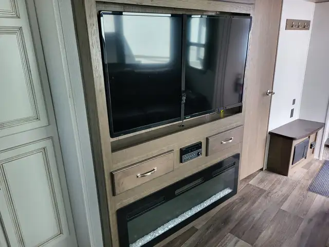2021 Keystone COUGAR 29 MBS in Travel Trailers & Campers in St. Albert - Image 29
