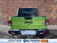 This Jeep Gladiator boasts a Regular Unleaded V-6 3.6 L/220 engine powering this Automatic transmiss... (image 3)