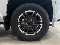 ADAPTIVE CRUISE CONTROL, LED HEADLIGHTS, HEATED MIRRORS, BACK-UP CAMERA, LANE KEEPING ASSIST Prepare... (image 9)