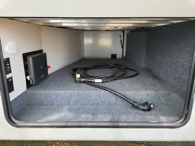 2021 Keystone COUGAR 29 MBS in Travel Trailers & Campers in St. Albert - Image 6