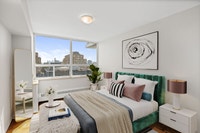 1 Bed, 1 Bath, Air-Conditioned, Recently Renovated Kitchen with Stainless Steel Appliances, Amazing... (image 4)