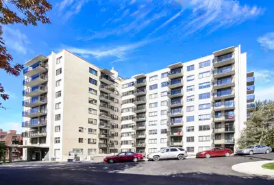 2-bedroom unit for rent, June 1, Westmount, CDN - ID 3911