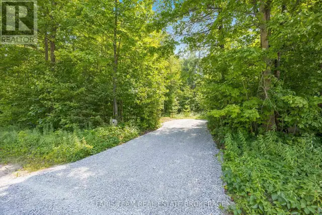 PT LT 40 HORSESHOE VALLEY ROAD W Oro-Medonte (Craighurst), Ontar in Land for Sale in Barrie - Image 8