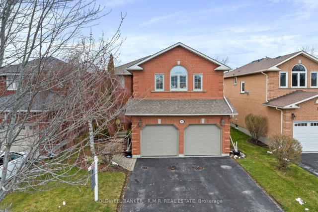 Avondale Dr & Stagemaster Cres 5 Bdrm 4 Bth Call For More Detail in Houses for Sale in Oshawa / Durham Region