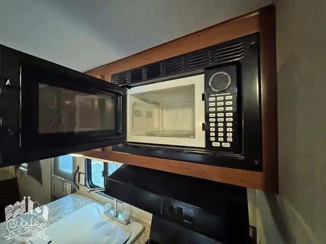2011 ,Creeside,Outdoors RV 26BKS in Travel Trailers & Campers in Kamloops - Image 17