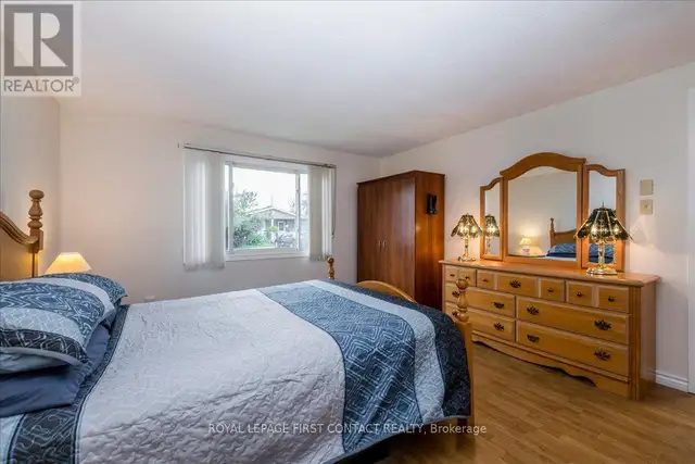 40 CORNER BROOK TRAIL Innisfil, Ontario in Houses for Sale in Barrie - Image 14