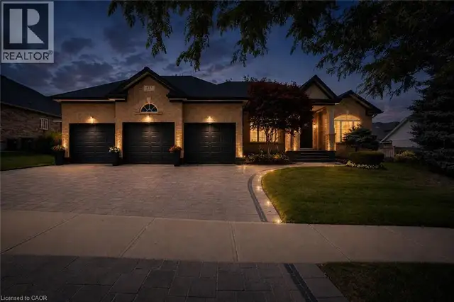 457 CARYNDALE Drive Kitchener, Ontario in Houses for Sale in Kitchener / Waterloo - Image 3