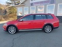 4Motion All Wheel Drive Execline Trim Driver Assist Package Leather Interior Panoramic Sunroof Heate... (image 1)