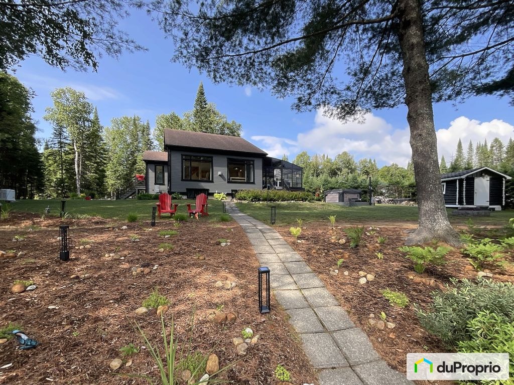 $1,150,000 - 1 1/2 Storey for sale in St-Donat — photo 3