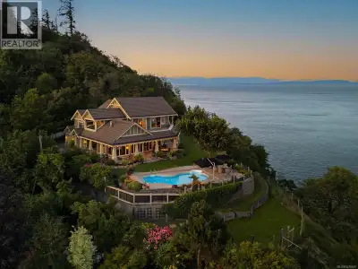1133 Yates is a truly iconic waterfront home and a once in a lifetime property. Designed and built i...