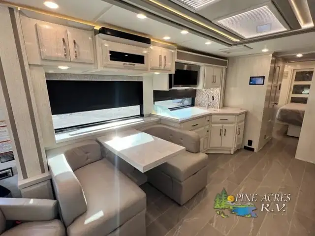 2024 Newmar New Aire 3549 Luxury Diesel Pusher in RVs & Motorhomes in Moncton - Image 35
