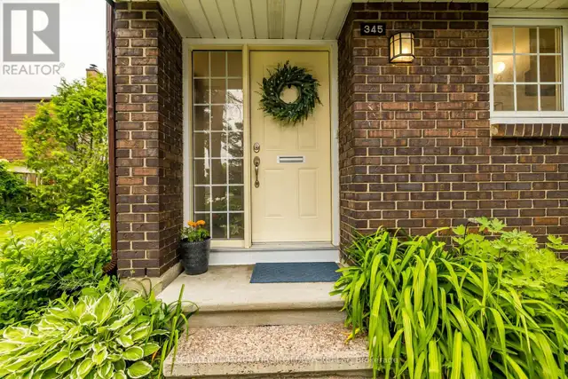 55 - 345 KINTYRE PRIVATE Ottawa, Ontario62864387053314122
