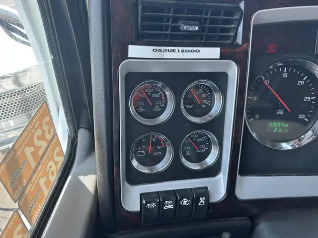 2015 KENWORTH T800 in Heavy Trucks in Saskatoon - Image 18