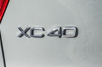 ... Engine: Moteur à 4 cylindres 2.0l L/100Km City: 9.9 L/100Km Hwy: 7.8 (image 7)