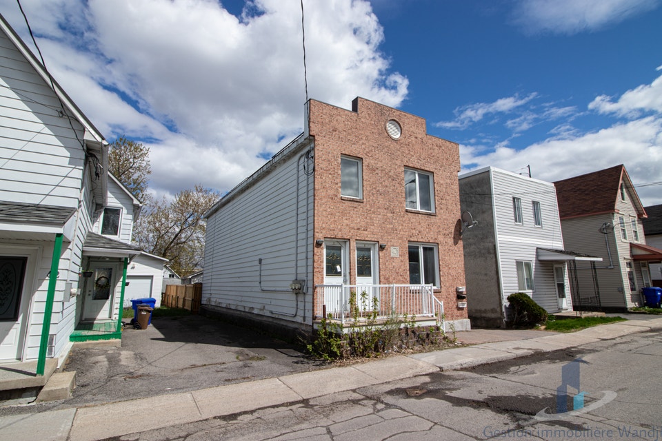 Appartement à louer - 40 Saint-Hyancinthe #1 2